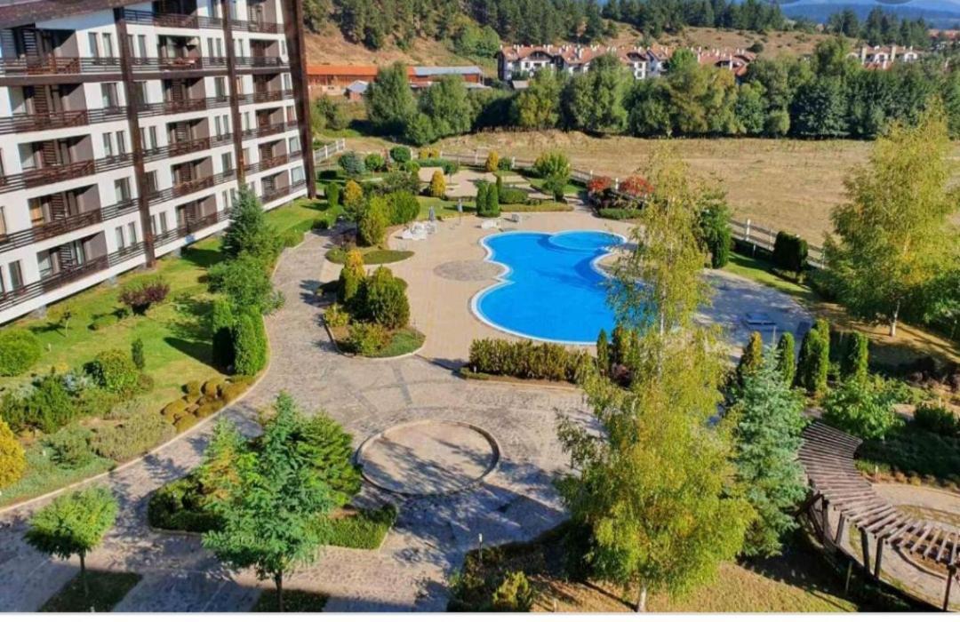 Aspen Luxury Apartamnet Razlog Exterior photo